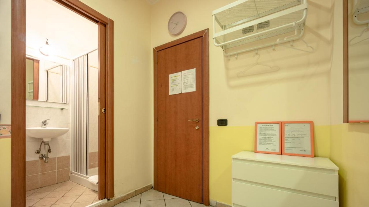 Domenichino Guesthouse Rome Bagian luar foto