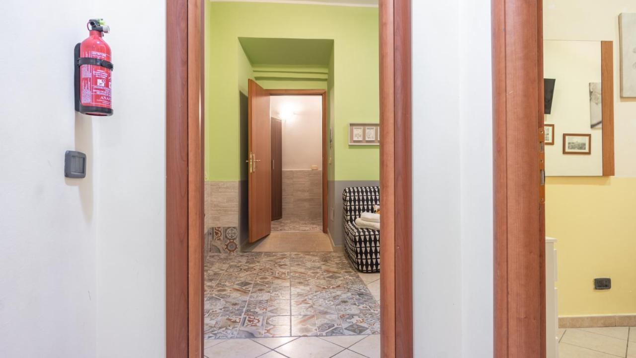 Domenichino Guesthouse Rome Bagian luar foto